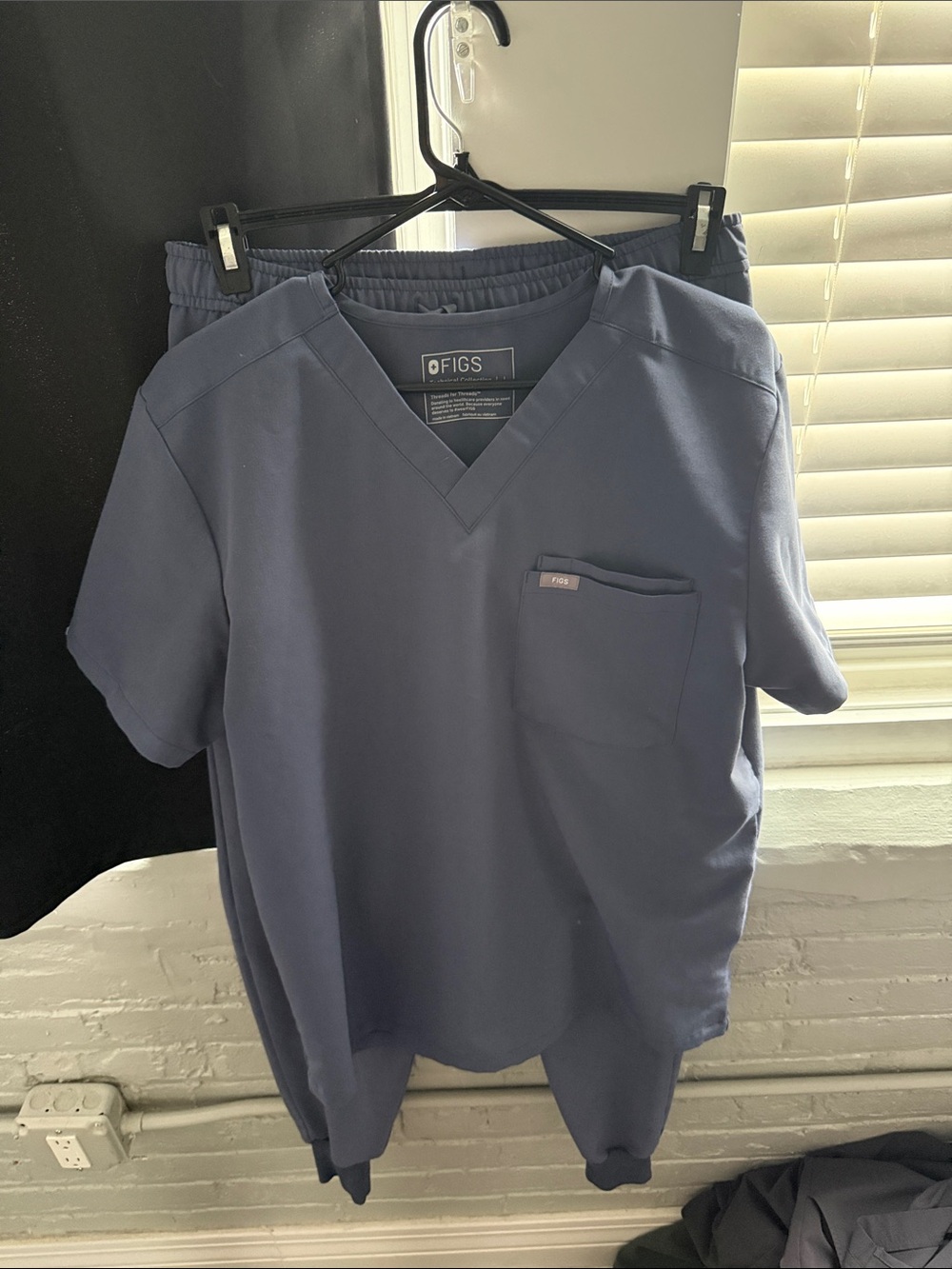 FIGS Men's V-Neck Scrub Top and bottom set in Slate Blue